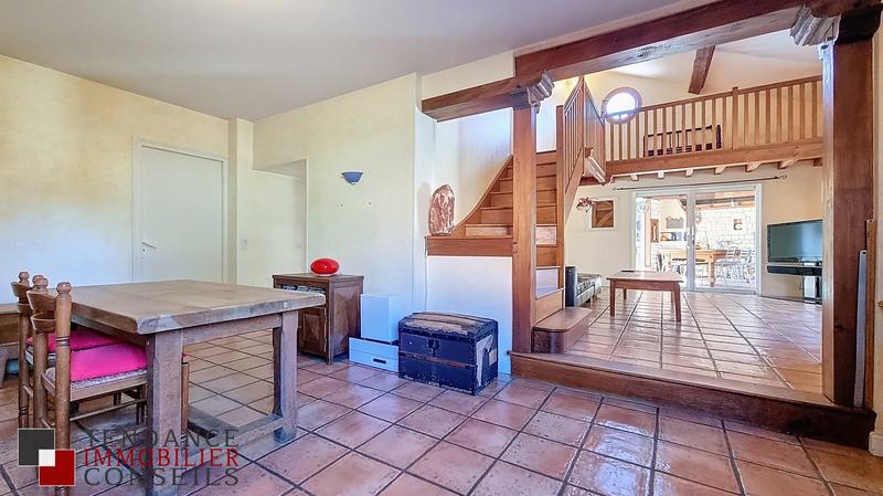 Maison - 170 m² - 7 pièces