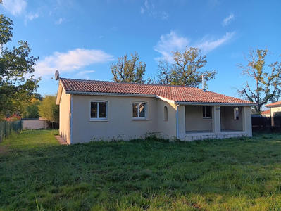 Maison - 98 m² - 4 pièces