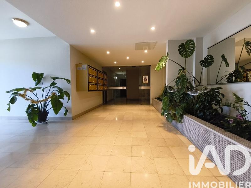 Appartement - 77 m² - 3 pièces