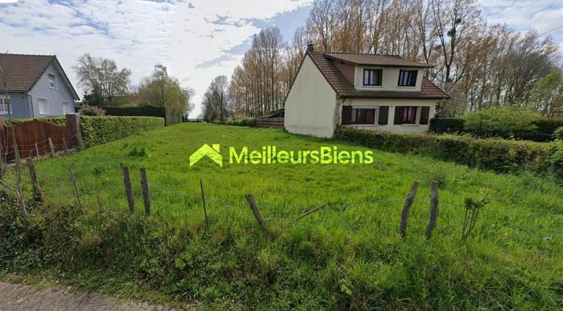 Terrain constructible - 2 588 m²