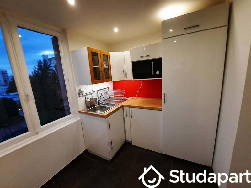 Chambre - 12 m² - 1 pièce