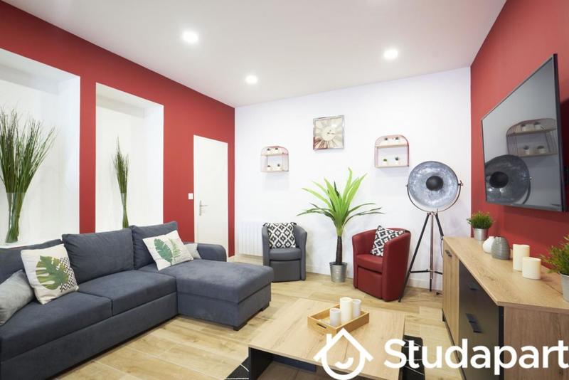 Chambre - 13 m² - 1 pièce