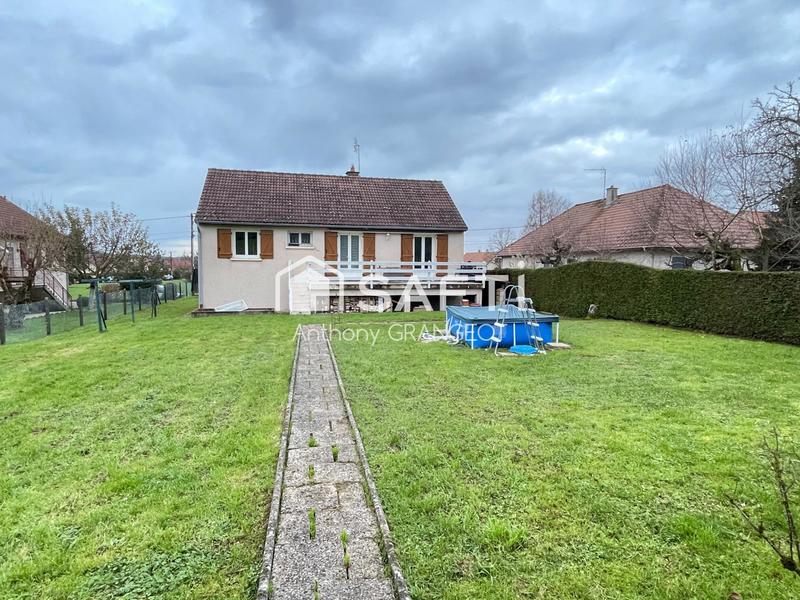 Maison - 108 m² - 6 pièces