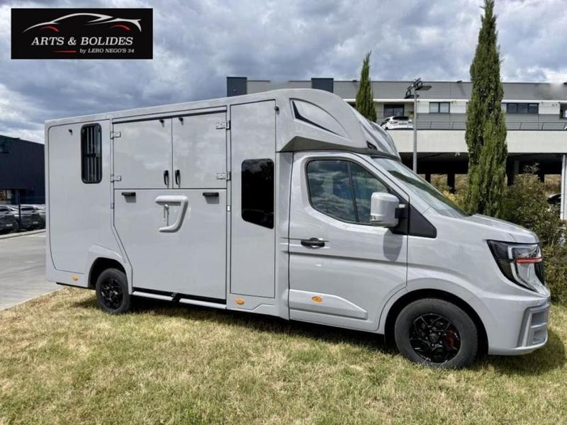 Renault Master Dci 170 Cv 2.3l L4 Bvm camion à chevaux Renault 5 places