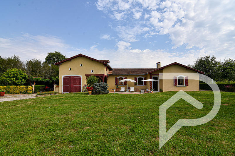 Maison - 110 m² - 5 pièces