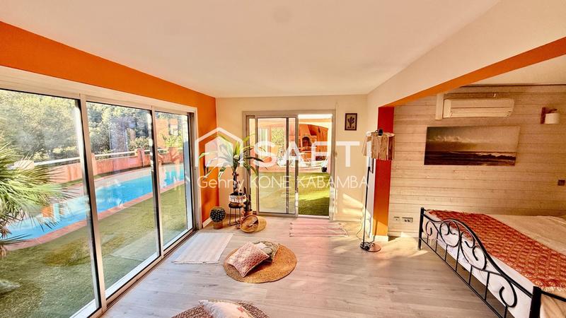 Maison - 171 m² - 7 pièces