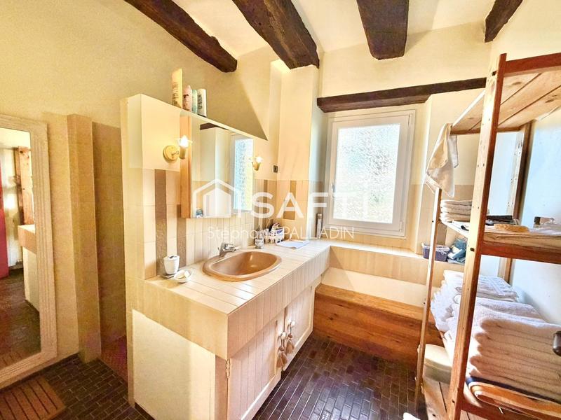 Maison - 142 m² - 6 pièces