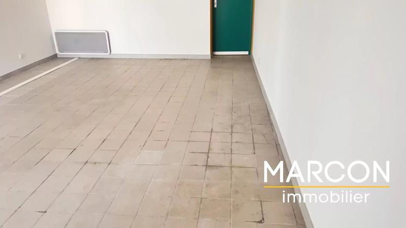 Local d'activités - 120 m² - 3 pièces