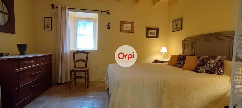 Maison en pierre - 98 m² - 4 pièces