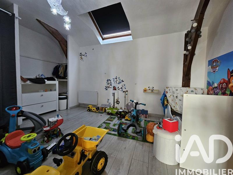 Maison - 121 m² - 6 pièces