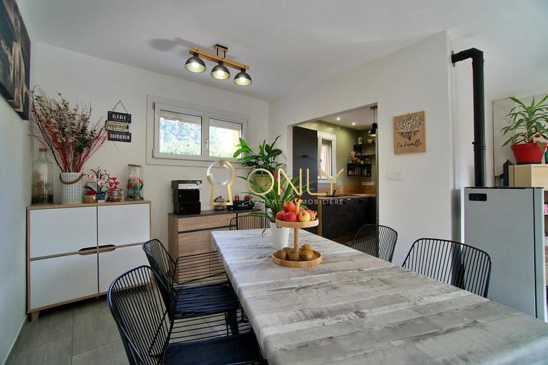 Maison - 133 m² - 5 pièces