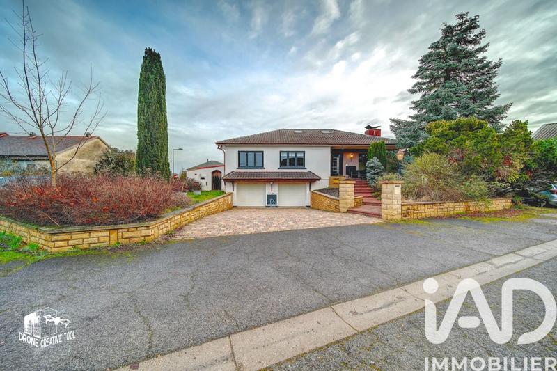 Maison - 128 m² - 6 pièces