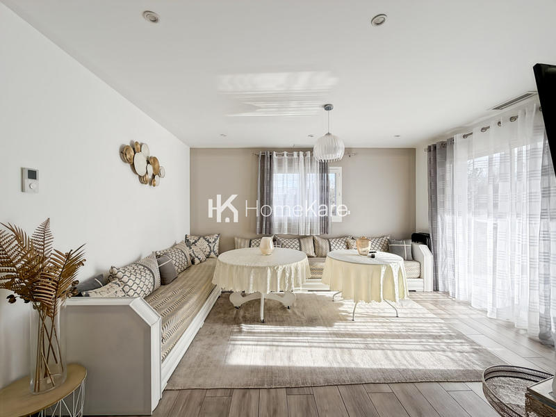 Maison - 100 m² - 4 pièces