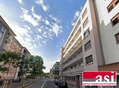 Parking / Garage - 11 m²