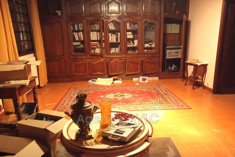 Maison - 202 m² - 5 pièces