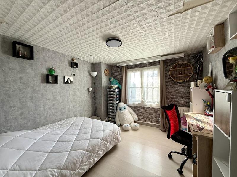 Maison - 100 m² - 5 pièces