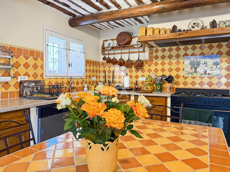 Maison - 180 m² - 6 pièces