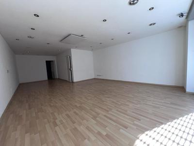 Local commercial - 61 m² - 2 pièces