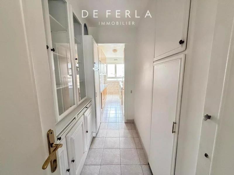 Appartement - 80 m² - 3 pièces