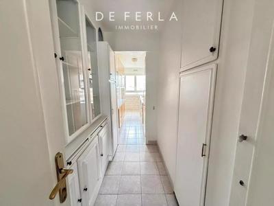 Appartement - 80 m² - 3 pièces