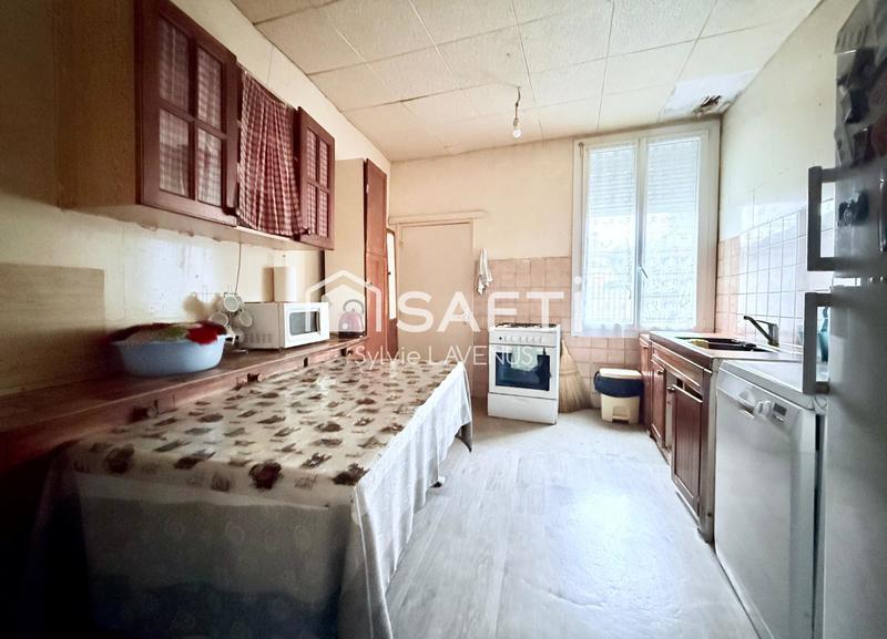 Maison - 201 m² - 7 pièces