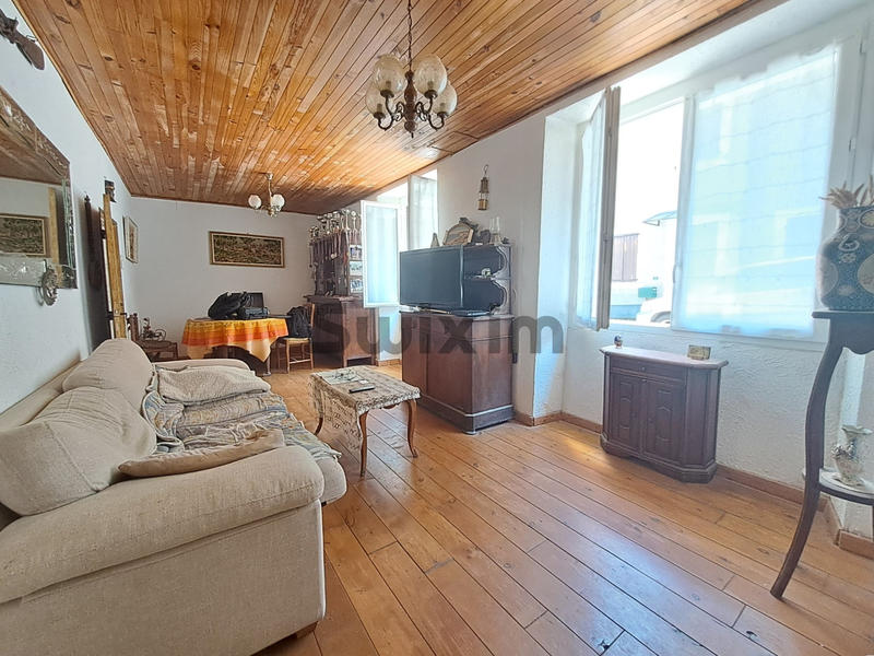 Maison de village - 128 m² - 7 pièces