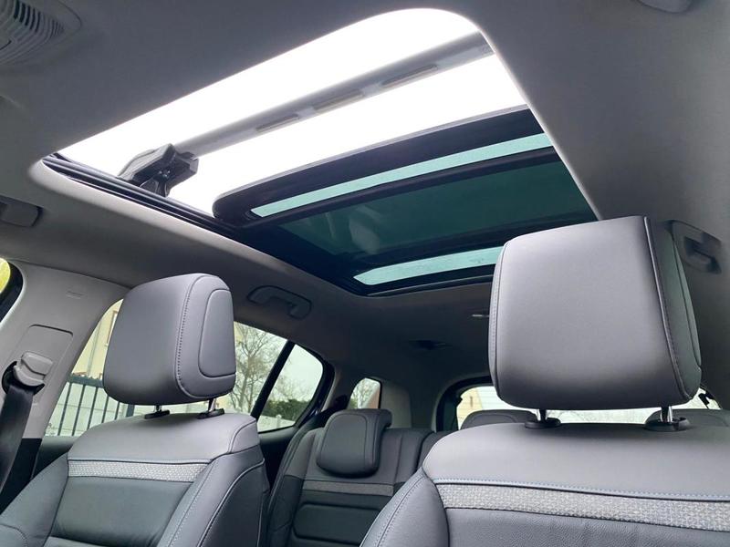 Citroën C5 Aircross Shine Pack Hybride Rechargeable 225cv - Carplay/Toit Ouvrant/Sieges Chauffants/Attelage