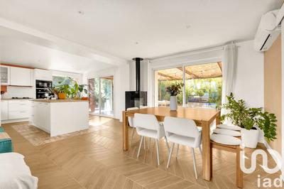 Maison - 117 m² - 5 pièces