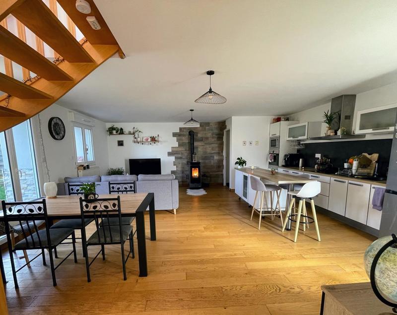 Maison - 89 m² - 4 pièces