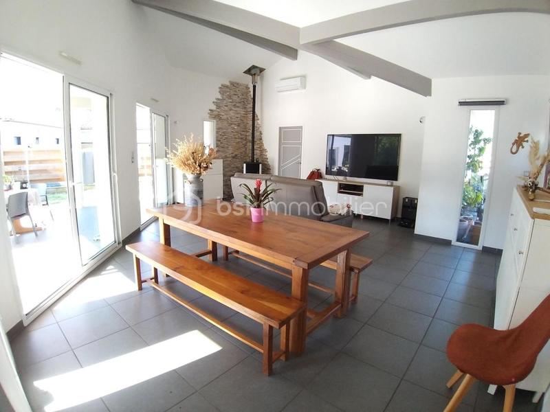 Maison - 120 m² - 5 pièces