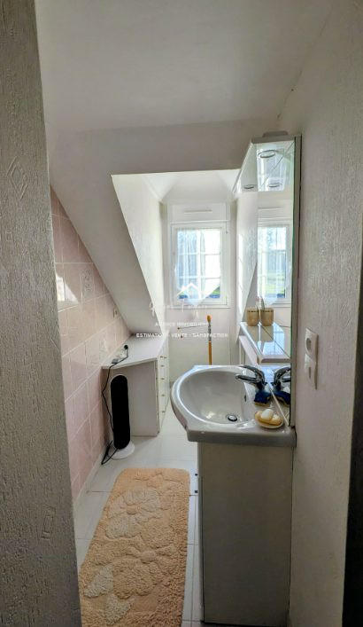 Maison - 192 m² - 11 pièces