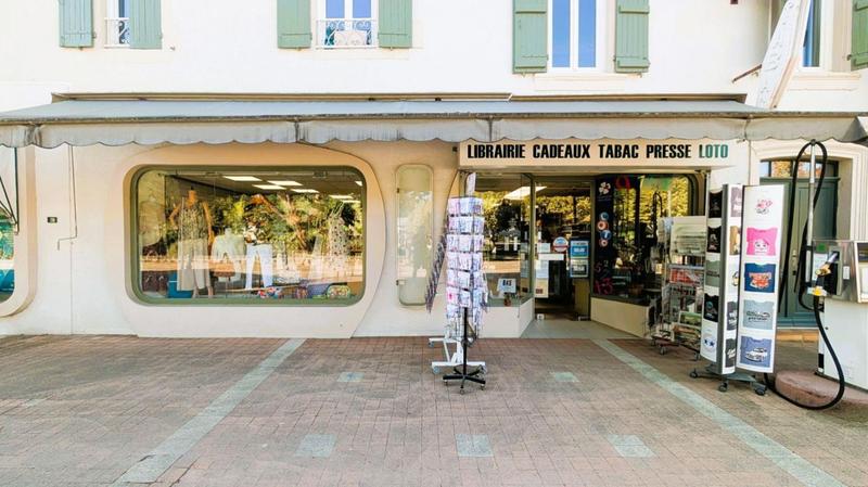 Fonds de commerce - 110 m²