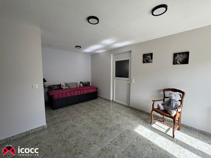 Maison - 179 m² - 6 pièces