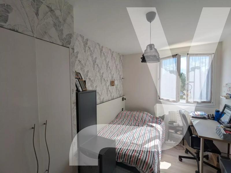 Appartement - 117 m² - 6 pièces