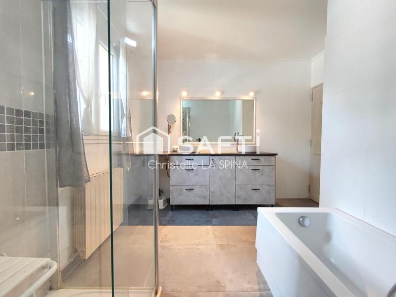 Maison - 190 m² - 7 pièces