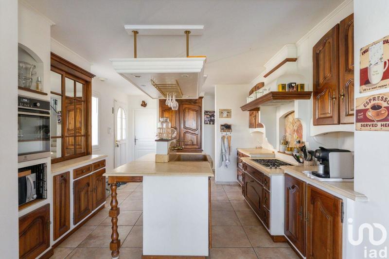 Maison - 174 m² - 6 pièces