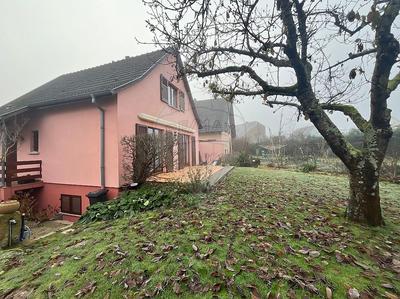 Appartement - 144 m² - 5 pièces