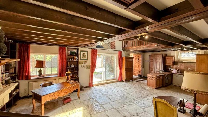 Propriété - 154 m² - 6 pièces