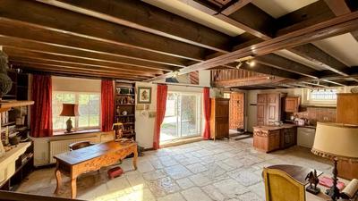 Propriété - 154 m² - 6 pièces