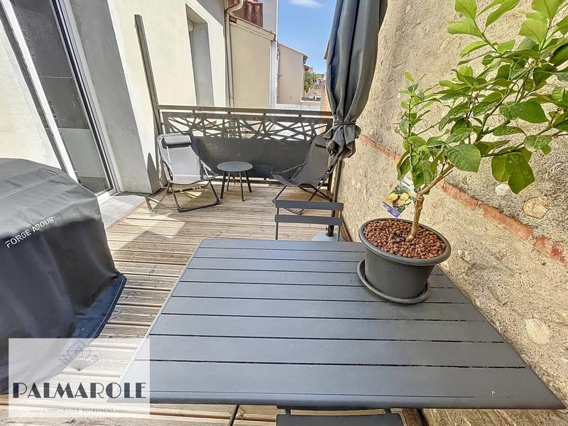 Appartement - 95 m² - 3 pièces