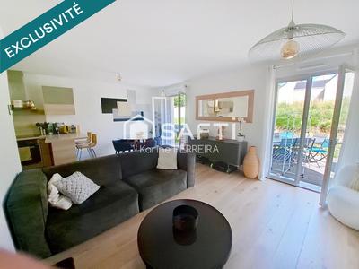 Maison - 95 m² - 5 pièces