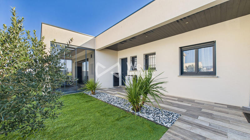 Maison - 130 m² - 5 pièces