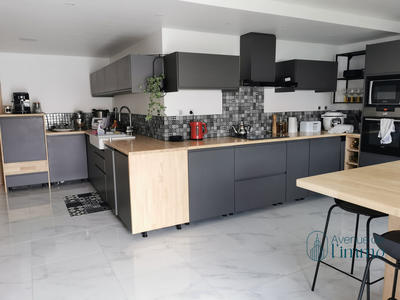 Maison - 161 m² - 7 pièces