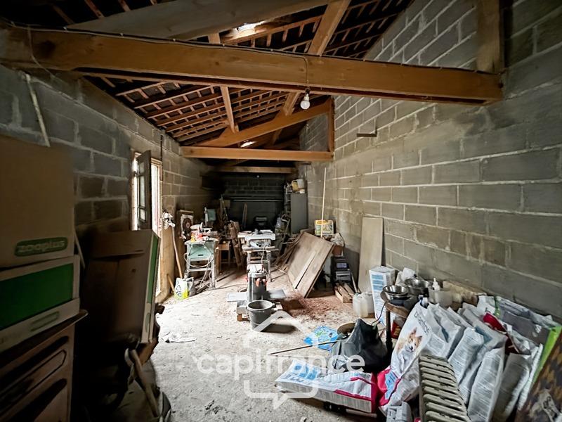 Maison - 220 m² - 10 pièces