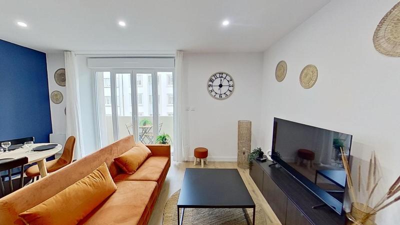 Appartement - 90 m² - 5 pièces