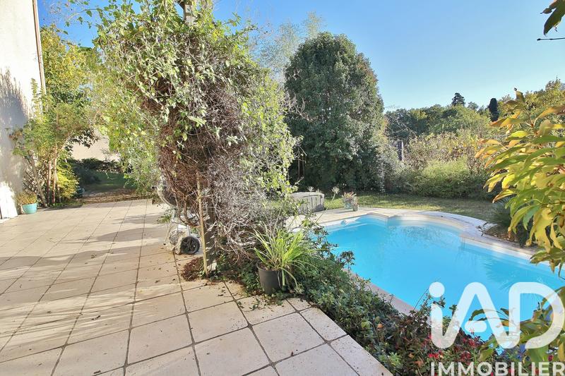 Maison - 104 m² - 5 pièces