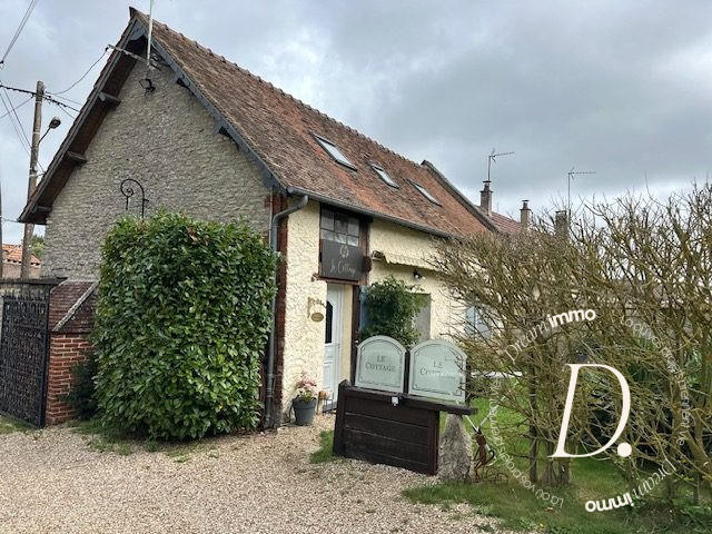 Maison - 288 m² - 13 pièces