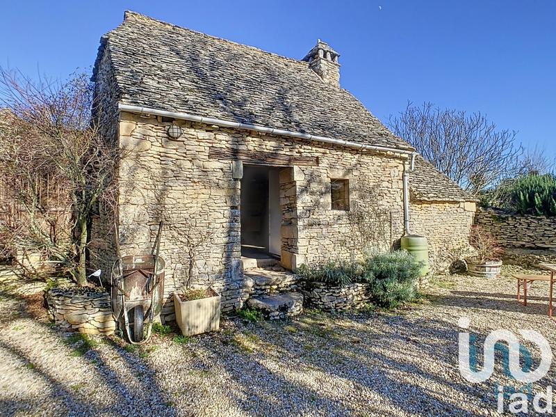 Maison - 180 m² - 5 pièces