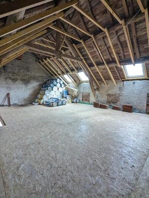 Maison en pierre - 105 m² - 3 pièces