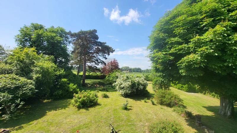 Maison ancienne - 213 m² - 8 pièces